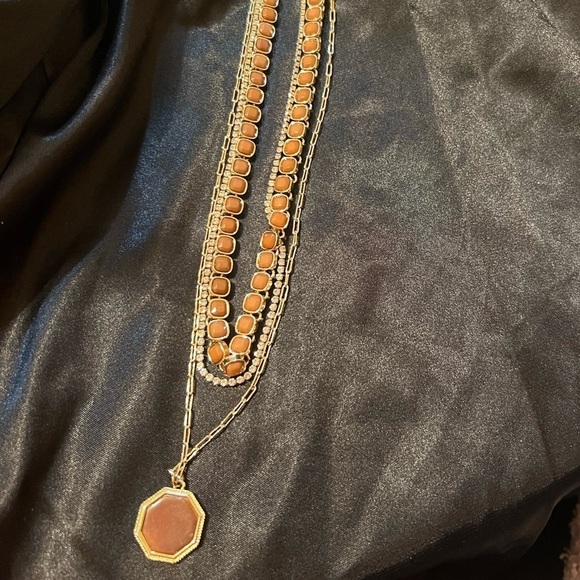 Express Necklace - Picture 4 of 6